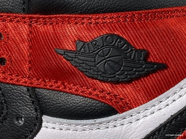 CD0461-016 1 Retro Air Jordan Toe High Satin Black 0822